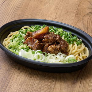 牛すじ煮込みまぜそば Stewed Beef Tendon Mazesoba