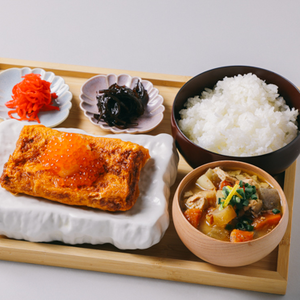 幻のいくら玉子焼き定食