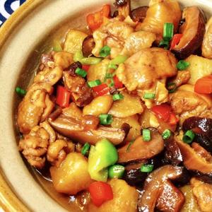 【黄鶏米飯】中華チキンカレー★人気作