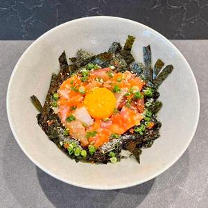 特製ユッケ丼