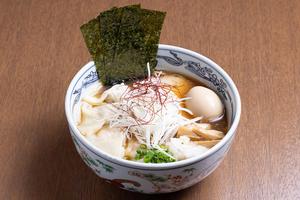 謹製双麺らーめん(醤油)