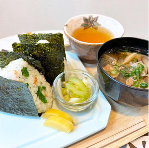 おにぎり定食