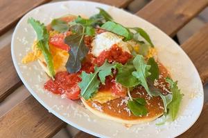 GRILLED TOMATO＆CHEESE＆EGG グリルトマトチーズエッグパンケーキ