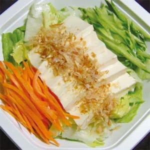 豆腐サラダ