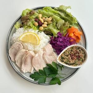 カオマンガイ風 柔らか胸肉の高タンパク弁当