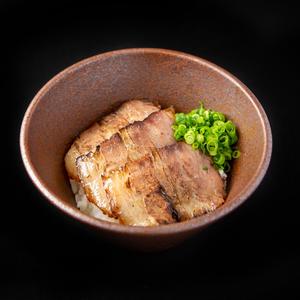 チャーシュー丼