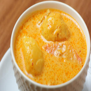 プーニムパッポンカレー Poo Nim Pad Pong Curry