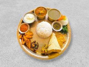 Veg Thakali Khana 野菜タカリカナ
