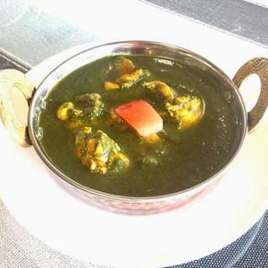 ほうれん草チキンカレー Spinach Chicken Curry