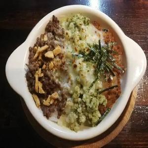 三種のそぼろ丼