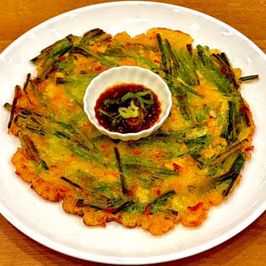 ニラと青唐のチヂミ/Nira and Green chili Jeon