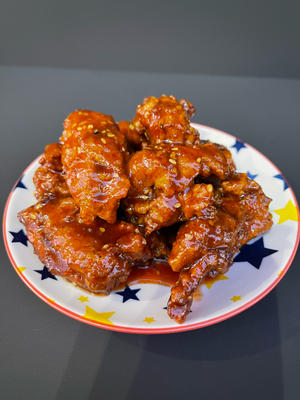 ヤンニョムチキン Lサイズ(200g トッポギ入り) Yangnyeom chicken(L size)