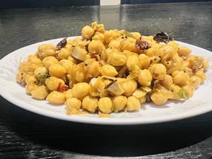 Stir-fried Chickpeas with spices / ひよこ豆(スパイス炒め)