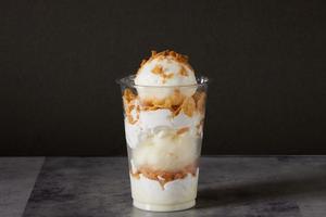 濃厚ミルクアイスパフェ(300ml)Rich Milk Ice Parfait