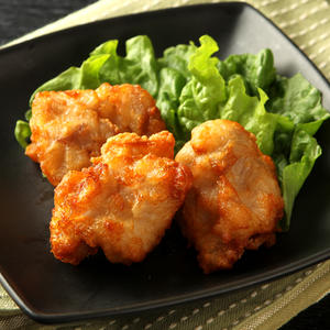 柿家すし 若鶏の唐揚げ（3個入）