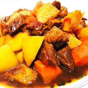 牛肉とジャガイモ煮込み/土豆牛肉