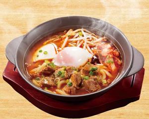 豚チゲ(半玉うどん入り)