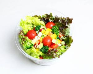 10種の野菜・キヌア・沢庵入り！ テックのスペシャル健康サラダ(大)