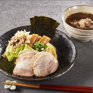 柔らかチャーシュー5枚入り こってり背脂魚介豚骨つけ麺(麺200g)
