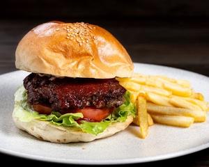 ハンバーガー HAMBURGER