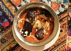 チキンベイガンカレー