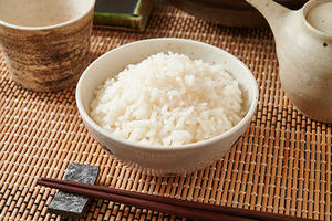 ごはん 200g