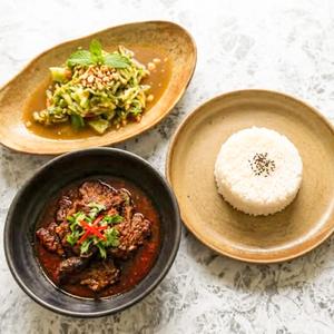 鶏肉カレー胡瓜サラダライスセット,