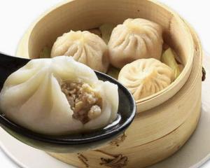 肉汁あふれる小籠包(3個)