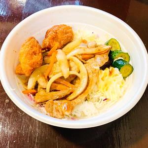 唐揚げ丼＆生姜焼き丼