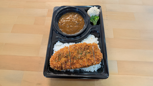 ロースカツカレー