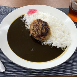 自家製チーズインハンバーグ