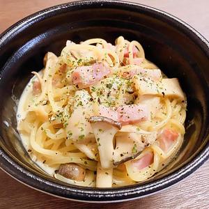 きのことベーコンのクリーム