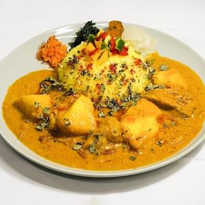 イエロームーンパイナップルカレー Yellow Moon Pineapple Curry