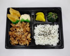 生姜焼き弁当 ginger pork grillbennto