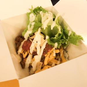レタス乗せタコライス