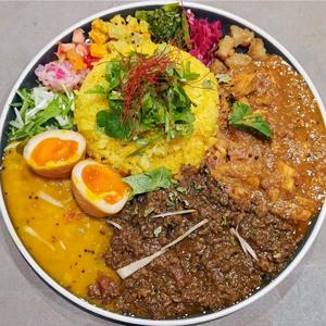 今週のカレー(肉系カレー)＆カリーナキーマセット