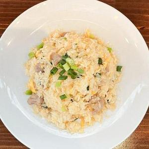 10.タイ風チャーハン Fried rice with pork
