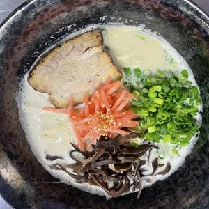 王道の熊本ラーメン