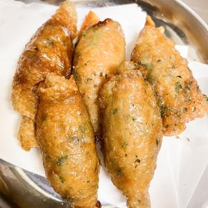 鶏皮ギョーザ