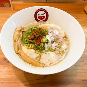 醤油豚骨ラーメン