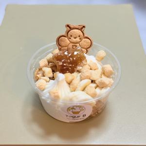 ハニーヒー+ハナナ+コーンフロスト+きな粉もちダイス
