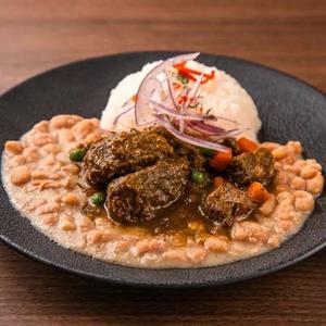 Seco con Frejoles/牛肉のコリアンダー煮込み・ペルー産豆