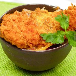 九州産鶏むね肉のチキンカツ卵とじZU-DON(丼)