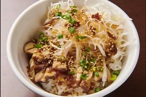 チャーシューネギ飯 Roast Pork Fillet and Green Onion Rice