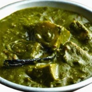 ほうれん草チキンカレー Sag Chicken Curry