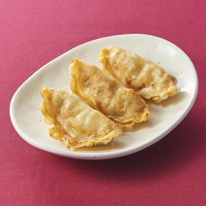 スタミナ満点！特製揚げ餃子(3個)