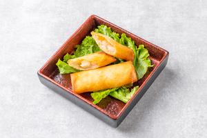 海鮮春巻き(2本)