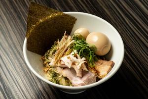 (特製)大葉のジェノベーゼまぜそば