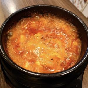 チーズスンドゥブチゲ