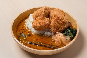 謹製スパイスヒレカツカレー